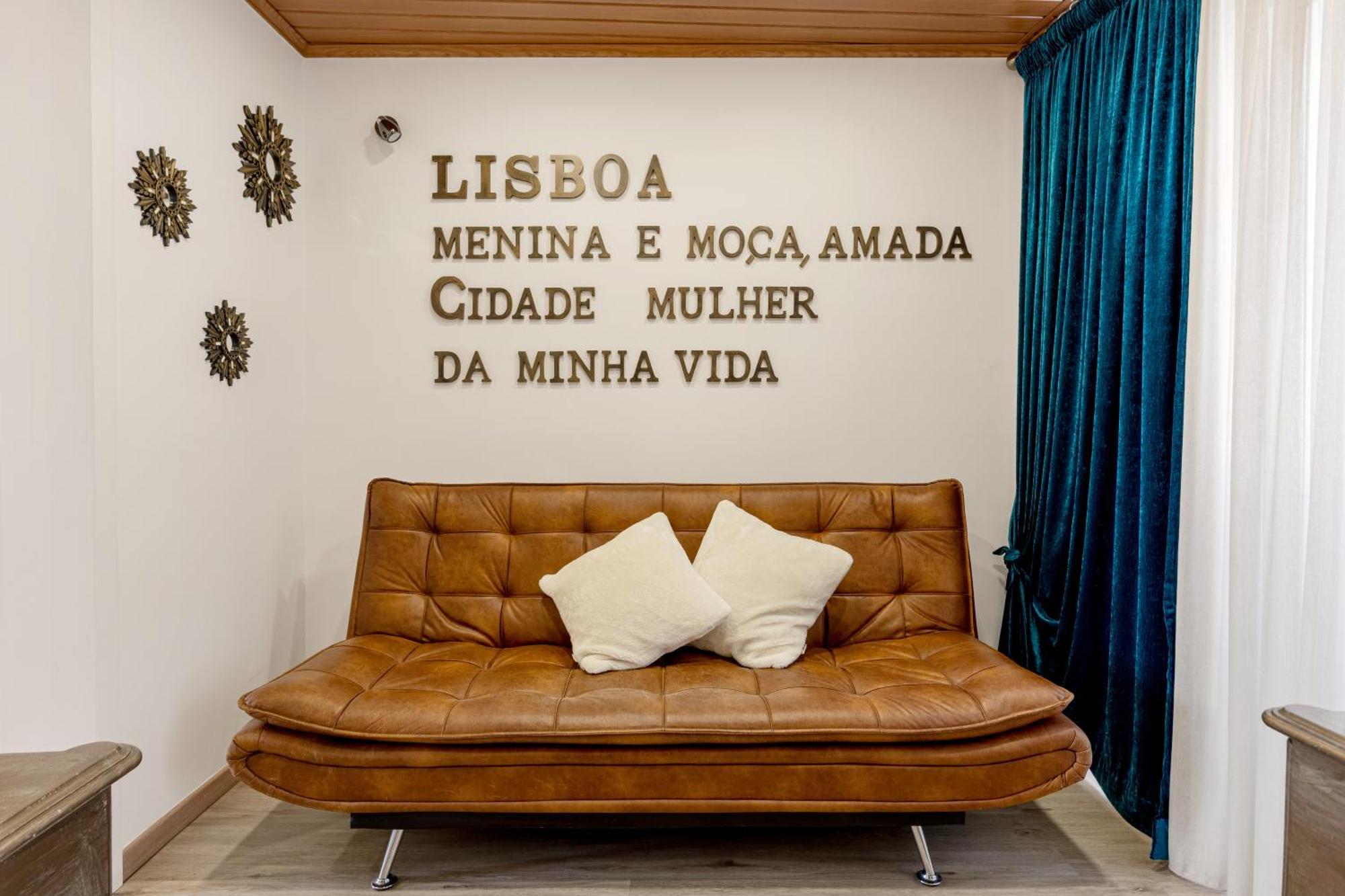 Alfama The Best Lisbona Camera foto